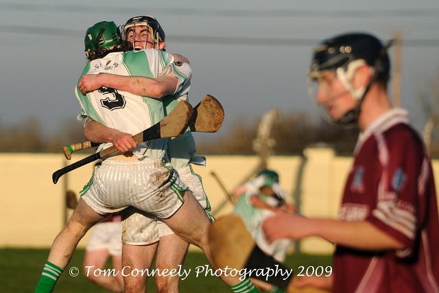 4187984561 9693010282 O